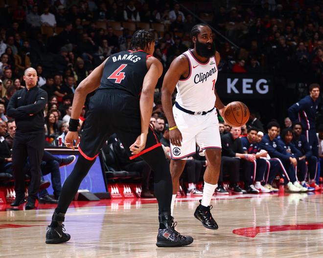 哈登爆发砍27+6助 球迷惊叹昔日MVP归来