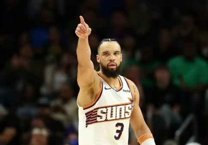 追梦格林自曝进攻短板，狄龙场外风波引热议